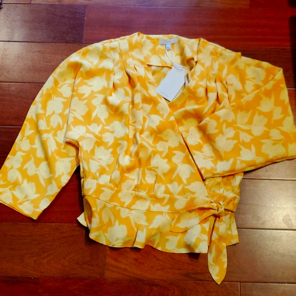NWT Joie Yellow silk top with gathered waist
